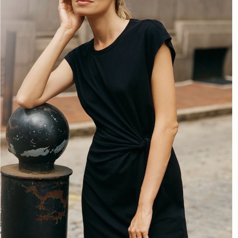 Anthropologie Daily practice tie breaker Black Midi Dress